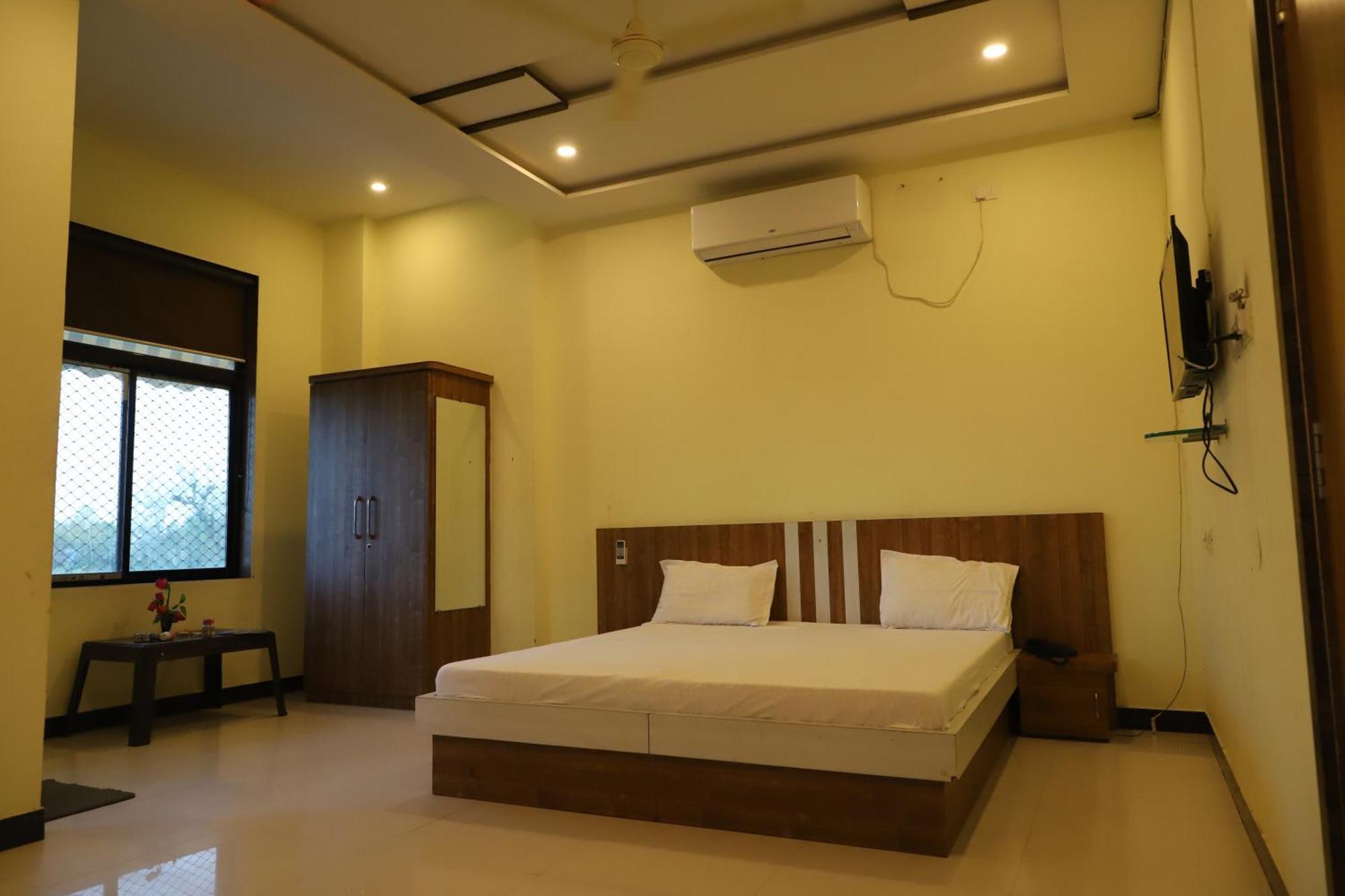 Athitya Hotel And Resort Sikar Ruang foto